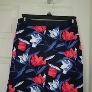 Old Navy Skirt Floral Wide Waist Band Navy Medium